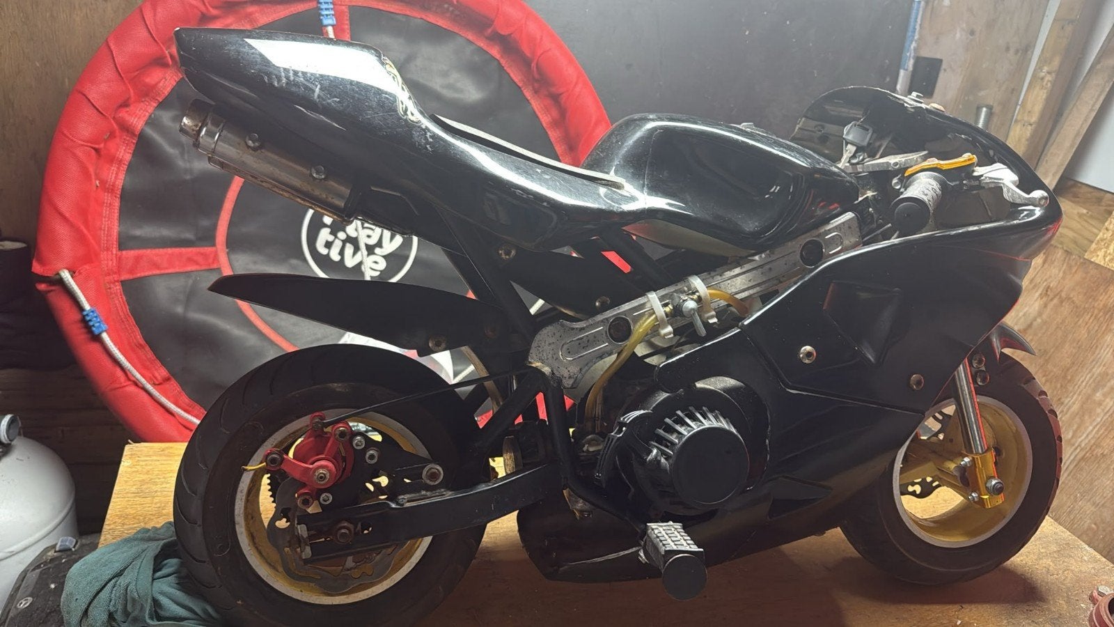 Pocketbike PB08B - Zwart, 1.8 kW, 52 km/u, Fietsen en Brommers, Ophalen, Gebruikt, Overige typen