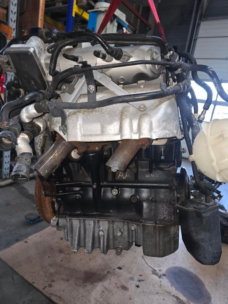 Motor vw golf 5  3.2  R32    BUB, Auto-onderdelen, Motor en Toebehoren, Ophalen of Verzenden
