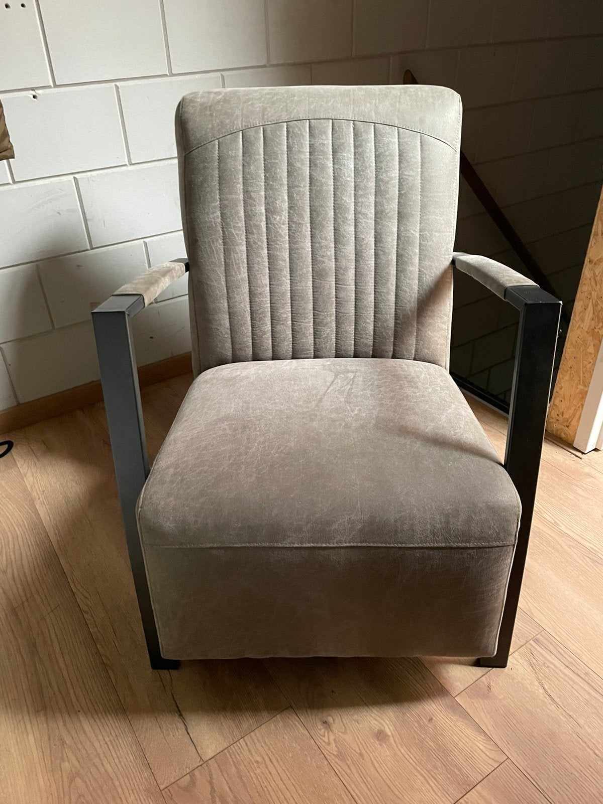 Fauteuil industrieel, Huis en Inrichting, Ophalen, Zo goed als nieuw, 50 tot 75 cm
