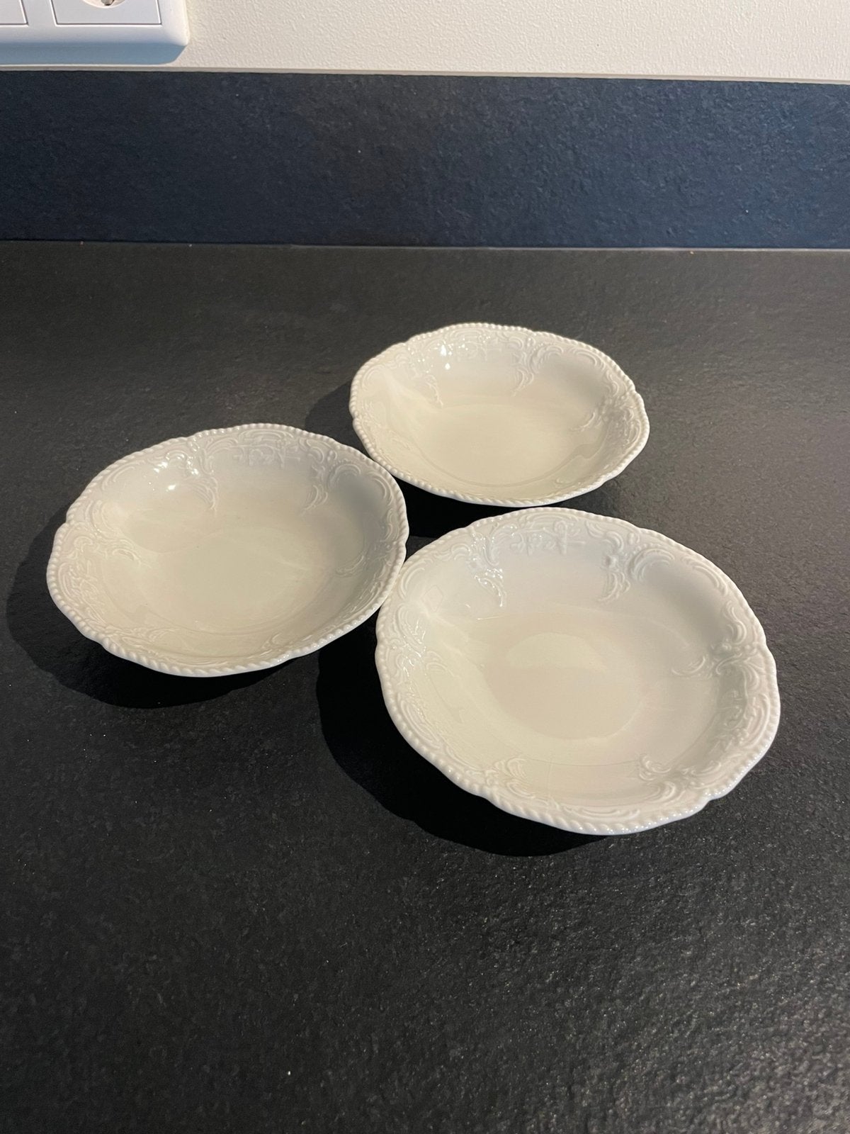 Schaaltje Rosenthal Sanssouci crème, Ophalen