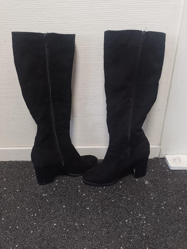 Hoge zwarte laarzen met rits - Primark - maat 37, Kleding | Dames, Hoge laarzen, Primark, Zwart, Ophalen of Verzenden