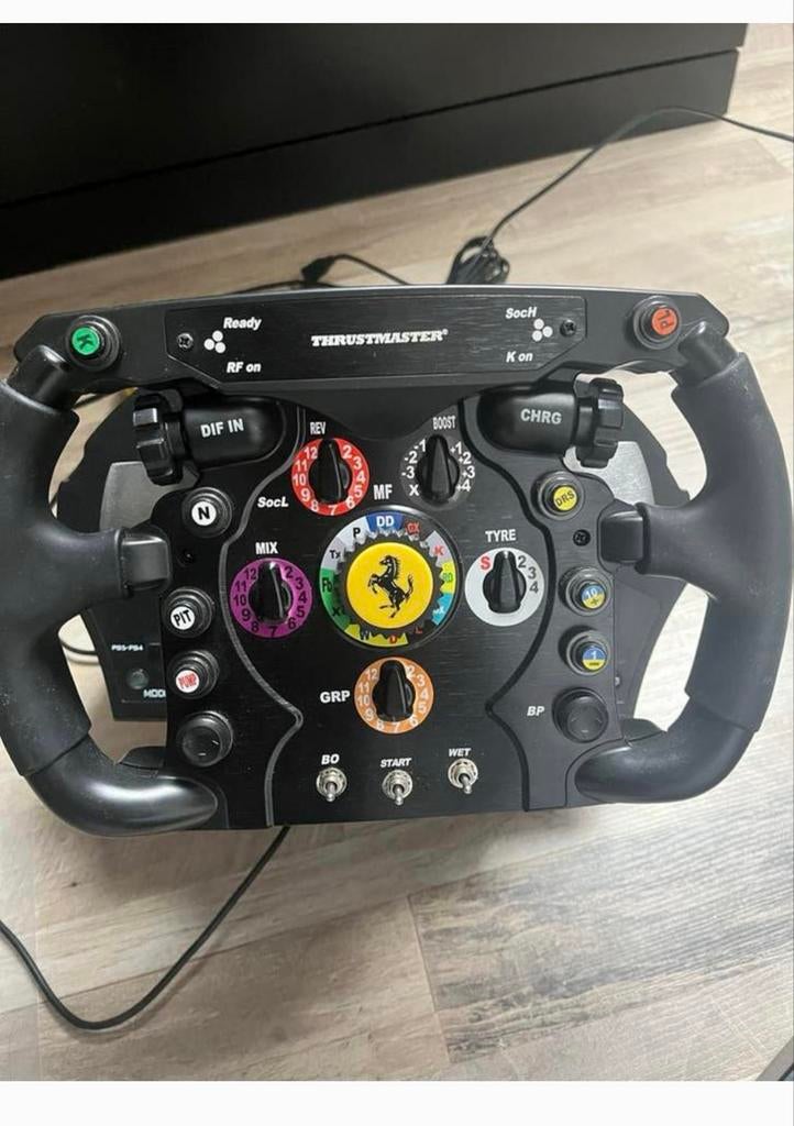 Thrustmaster Formule Stuur met Pedalen voor PlayStation/PC, Ophalen, Zo goed als nieuw