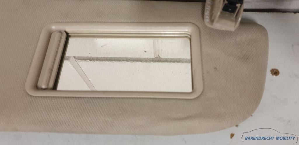 Zonneklep Audi A6 C6 zonne klep make up spiegel rechts passa, Gebruikt, AUDI AG, Auto-Union-Strasse 1
85045  Ingolstadt, DE, Kundenbetreuung@audi.de