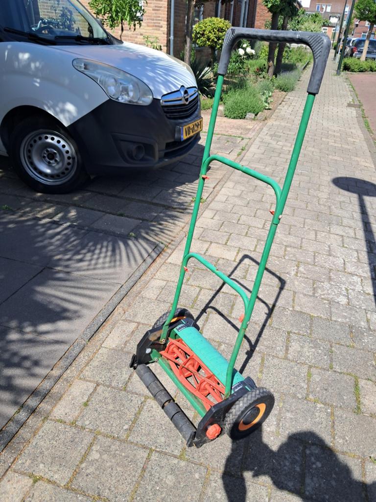 Te koop Handgrasmaaier brill luxus 38, Kooimesmaaier, Ophalen of Verzenden