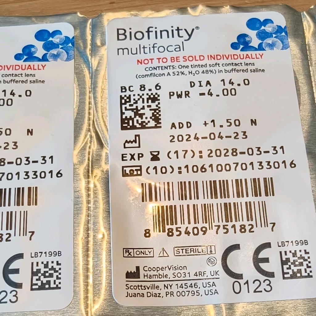 Biofinity bifocale lenzen, -4,00 en +1,5 (N), Ophalen of Verzenden, Zo goed als nieuw, Overige merken