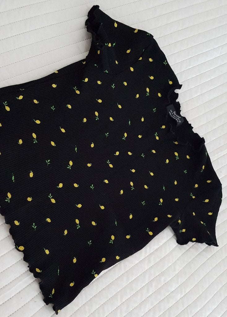 Bershka cropped t-shirt maat m citroen opdruk lemon shirt, Maat 38/40 (M), Verzenden, Zwart, Bershka