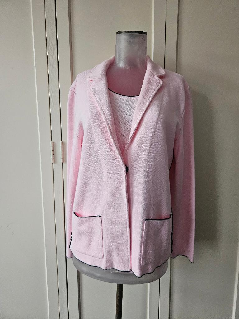 Faber twinset: vest & top roze-zwart maat 38 zgan, Kleding | Dames, Maat 38/40 (M), Ophalen of Verzenden, Zo goed als nieuw, Faber