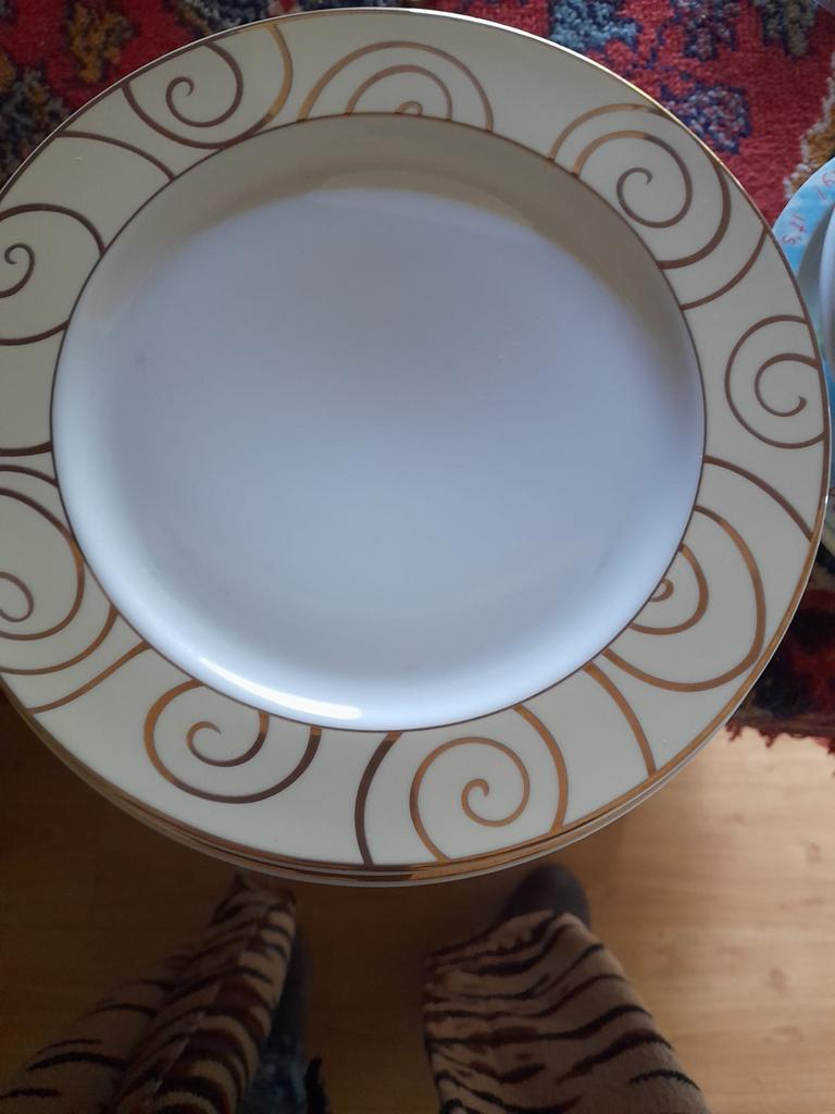 Hema dinerborden met gouden spiraalmotief, set van 4, Antiek en Kunst, Ophalen of Verzenden