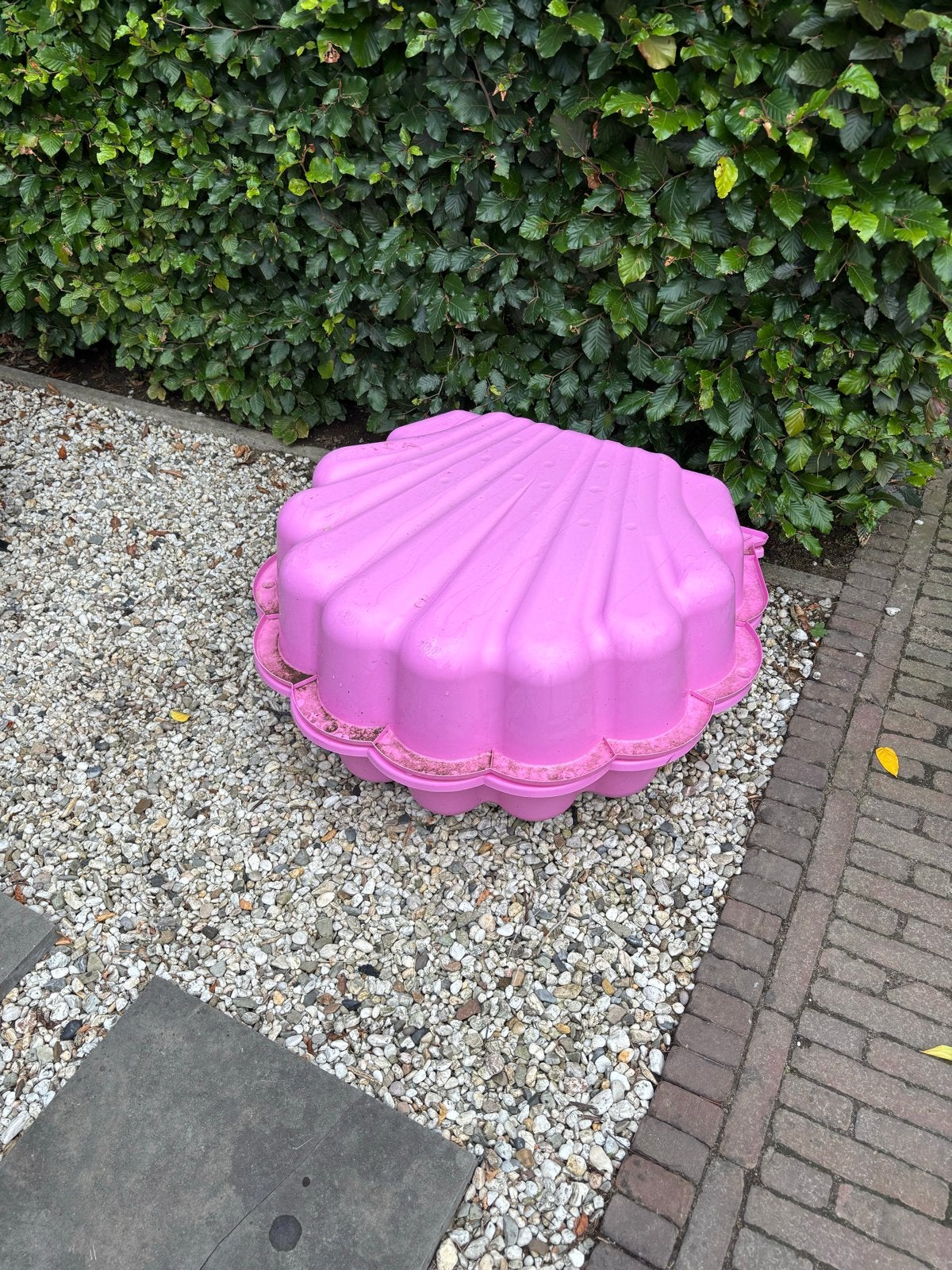 Roze schelpzandbak met speelgoed, Kinderen en Baby's, Speelgoed | Buiten | Zandbakken, Ophalen, Gebruikt