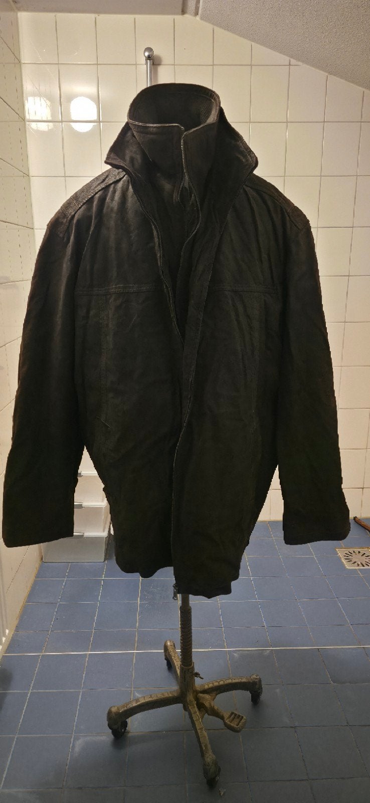 leren jas Maat 70/72  20 euro ophalen in emmen, Kleding | Heren, Ophalen, Zo goed als nieuw, Overige maten, Zwart