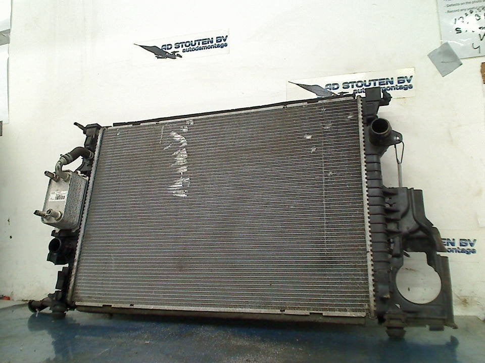 Radiateur Volvo V60 I (FW/GW) (2015-03/2018-05), Gebruikt, Siegburger Straße 229, Köln 50679, , Duitsland, Info@volvocars.com