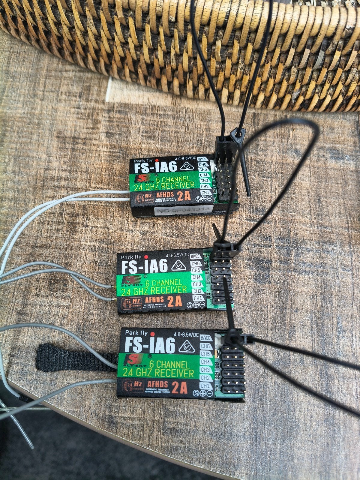 3x Flysky FS-iA6 6-kanaals 2.4GHz ontvangers, Hobby en Vrije tijd, Ophalen of Verzenden