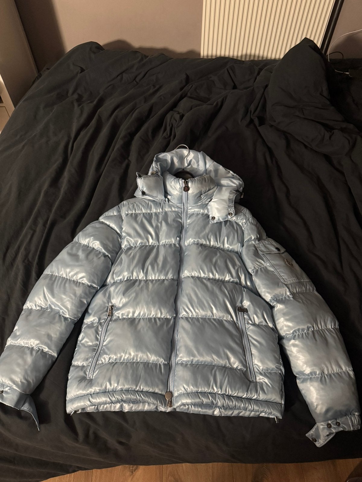 Moncler winter jas, Ophalen of Verzenden, Zo goed als nieuw, Blauw