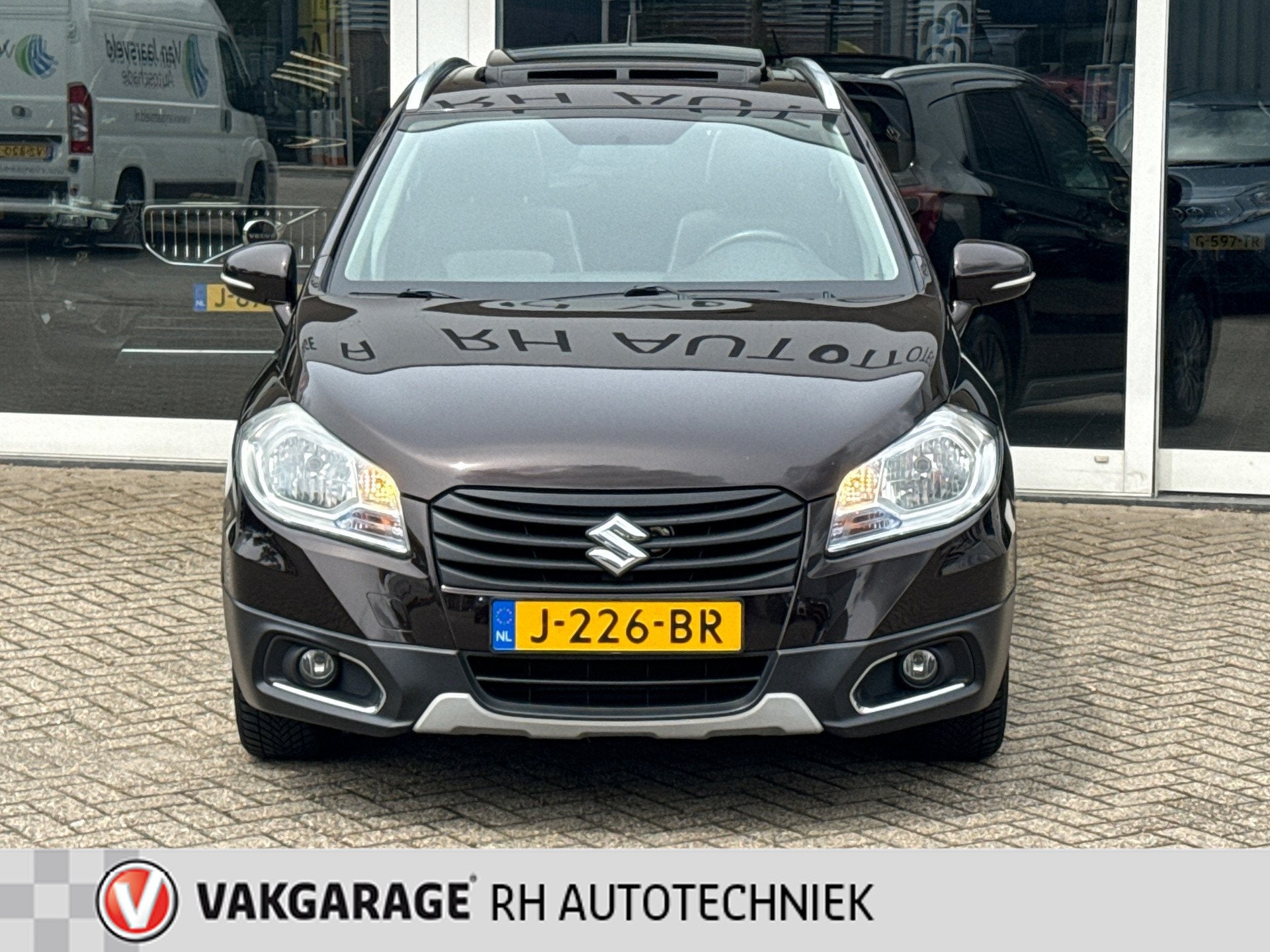 Suzuki SX4 S-Cross 1.6 Exclusive, Auto's, Gebruikt, Euro 6, 4 cilinders, Bruin
