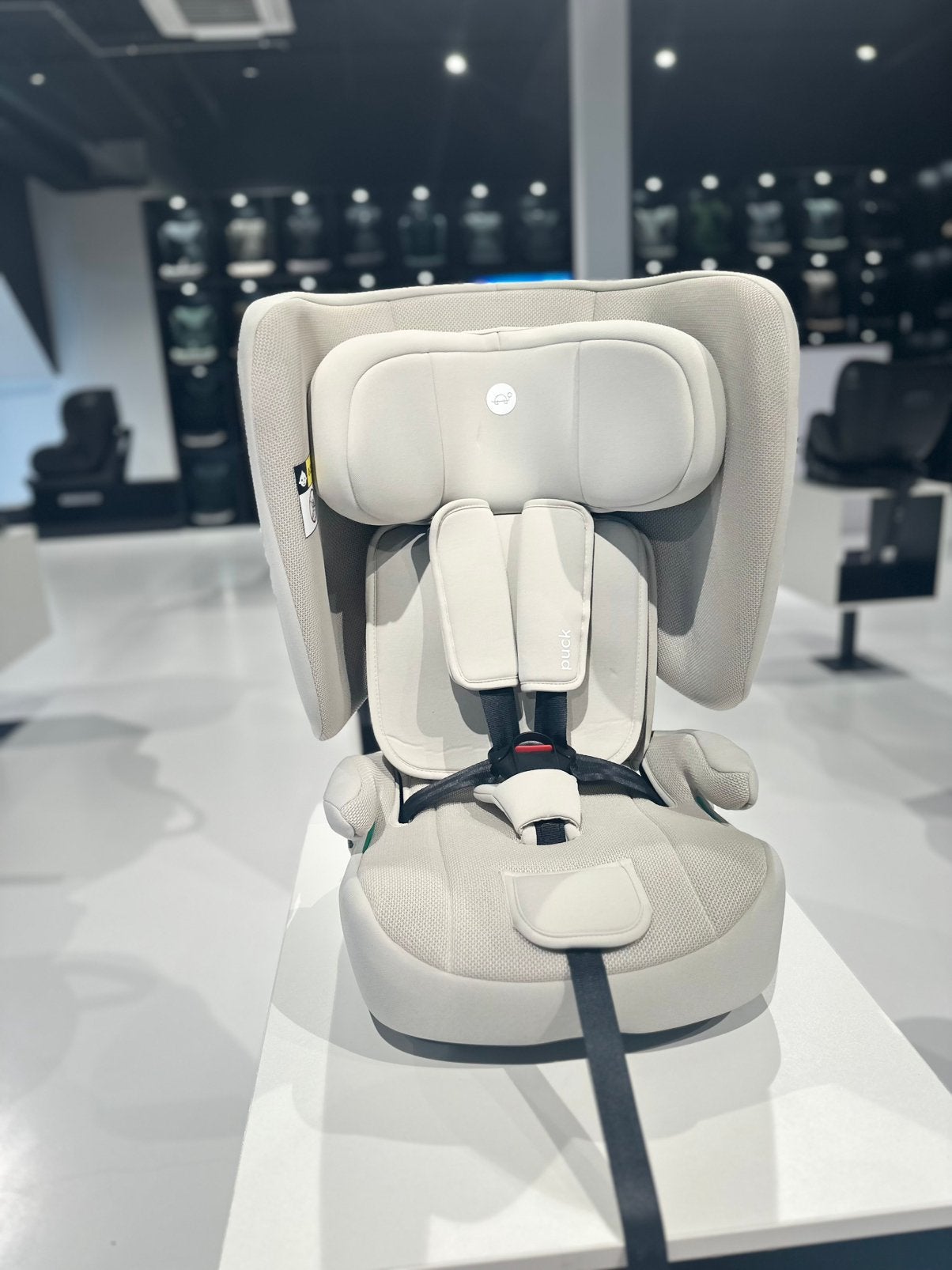 Puck Jim Autostoel - Sand, Kinderen en Baby's, 15 t/m 36 kg, Afneembare rugleuning, Nieuw, Isofix