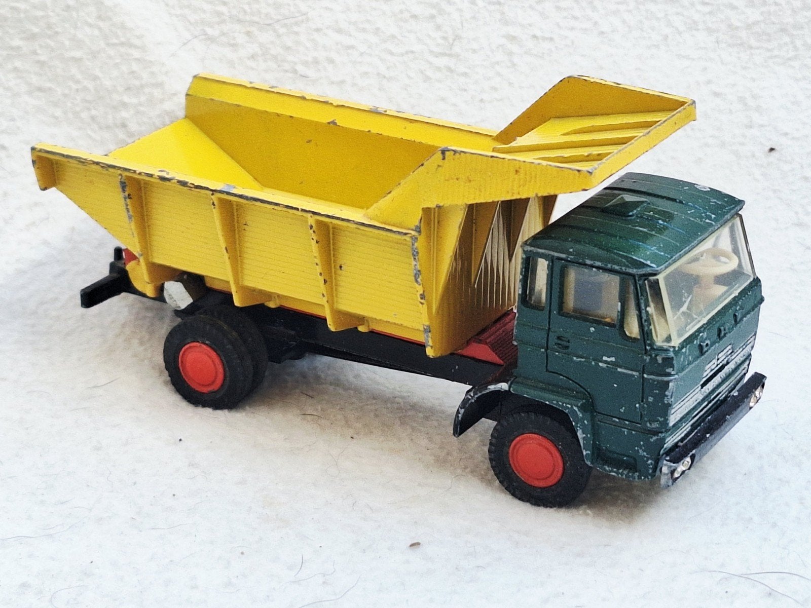 Lion Car Daf 2000 kipper - truck, Ophalen of Verzenden, Gebruikt, Bus of Vrachtwagen, Lion Toys
