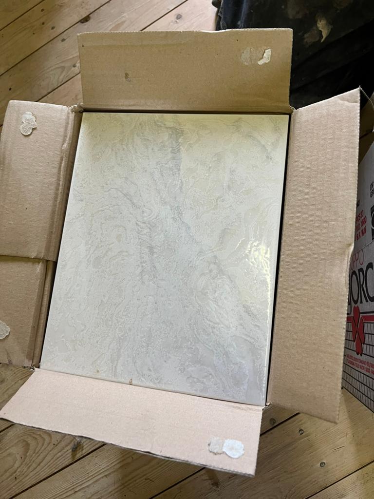 Wandtegels +- 55 stuks, Doe-het-zelf en Verbouw, Ophalen, Overige materialen, Wandtegels, Nieuw