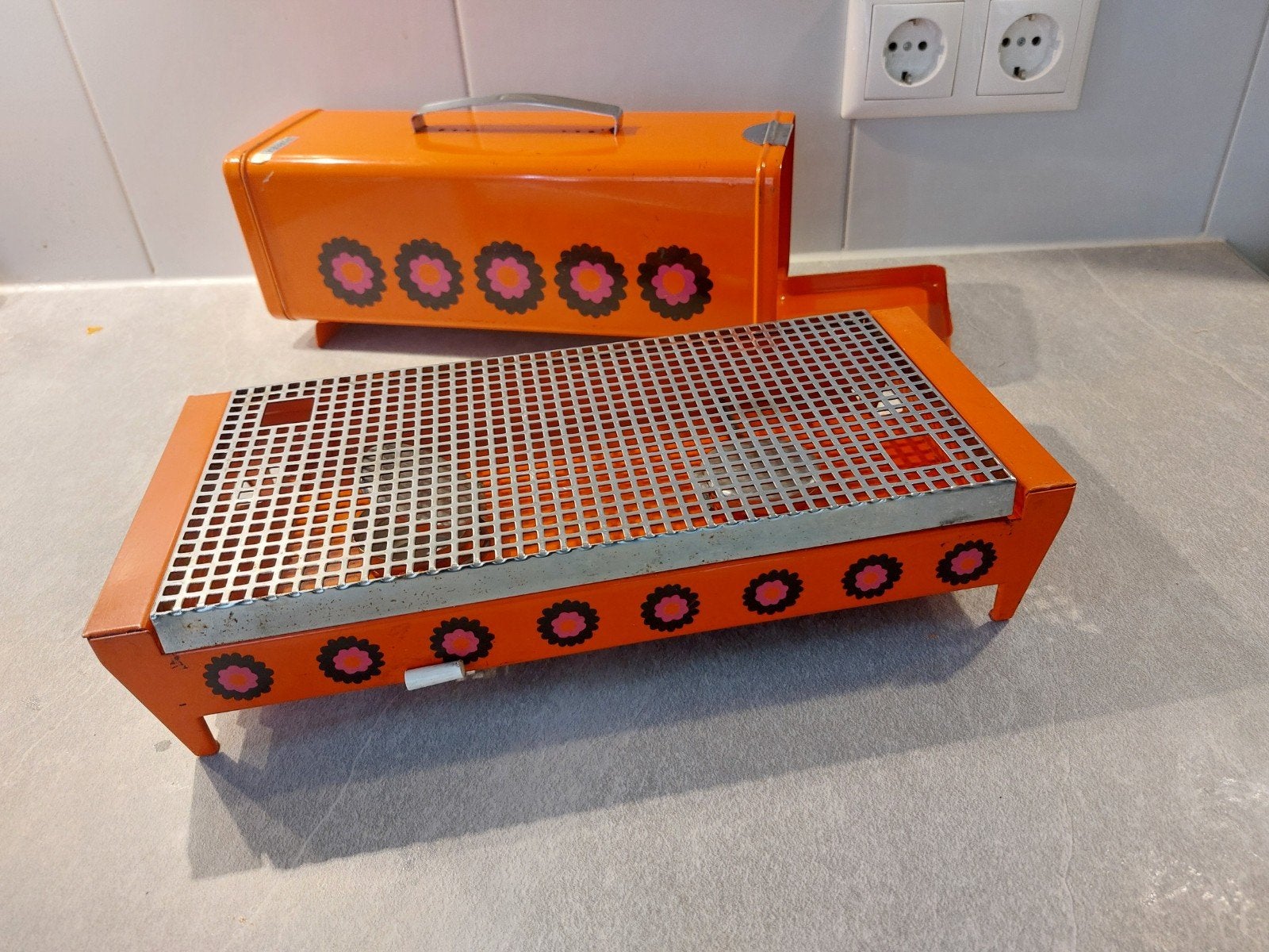 Vintage Brabantia  - Oranje met bloemmotief, Ophalen of Verzenden