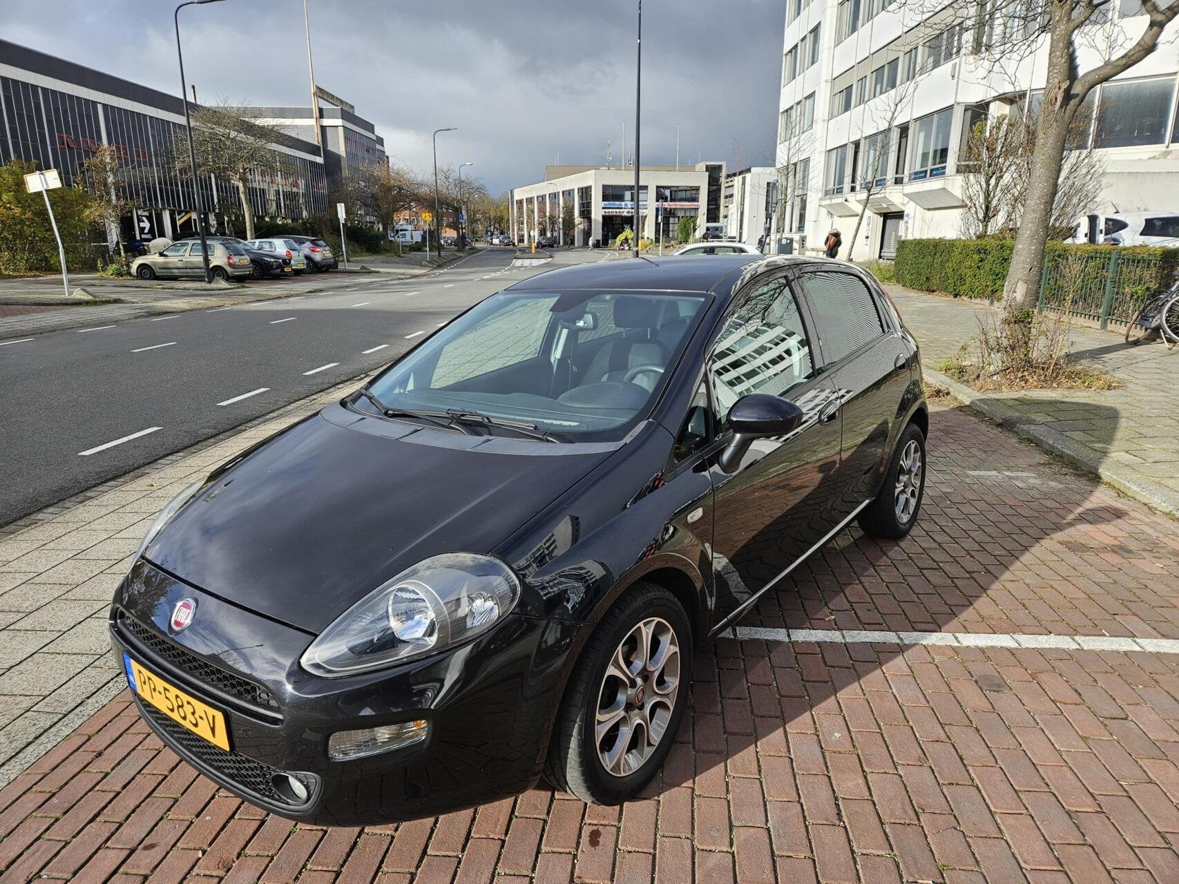 Fiat Punto Evo 0.9 Navi PDV Cruise Climate, Voorwielaandrijving, Gebruikt, Euro 6, Origineel Nederlands