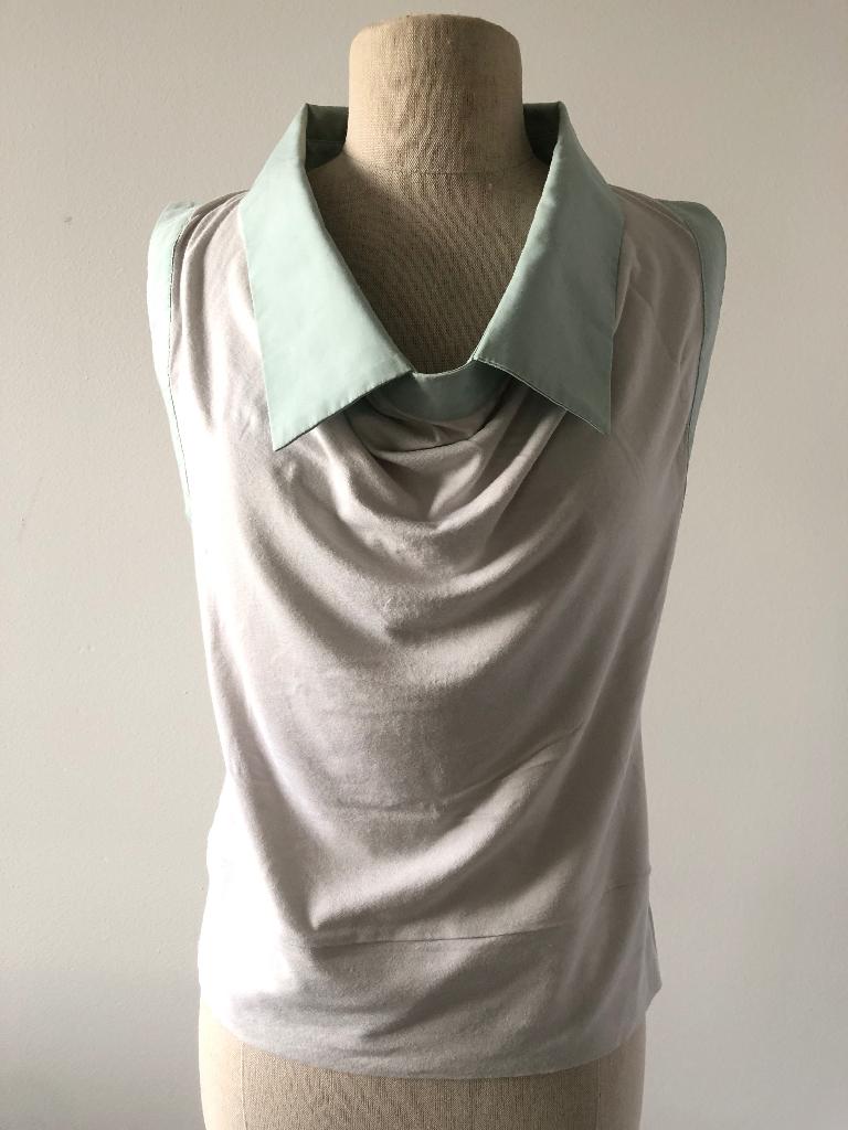 Lichtgrijze mouwloze top Barbara van der Zanden S/M, Kleding | Dames, Ophalen of Verzenden, Zo goed als nieuw, Barbara van der Zanden
