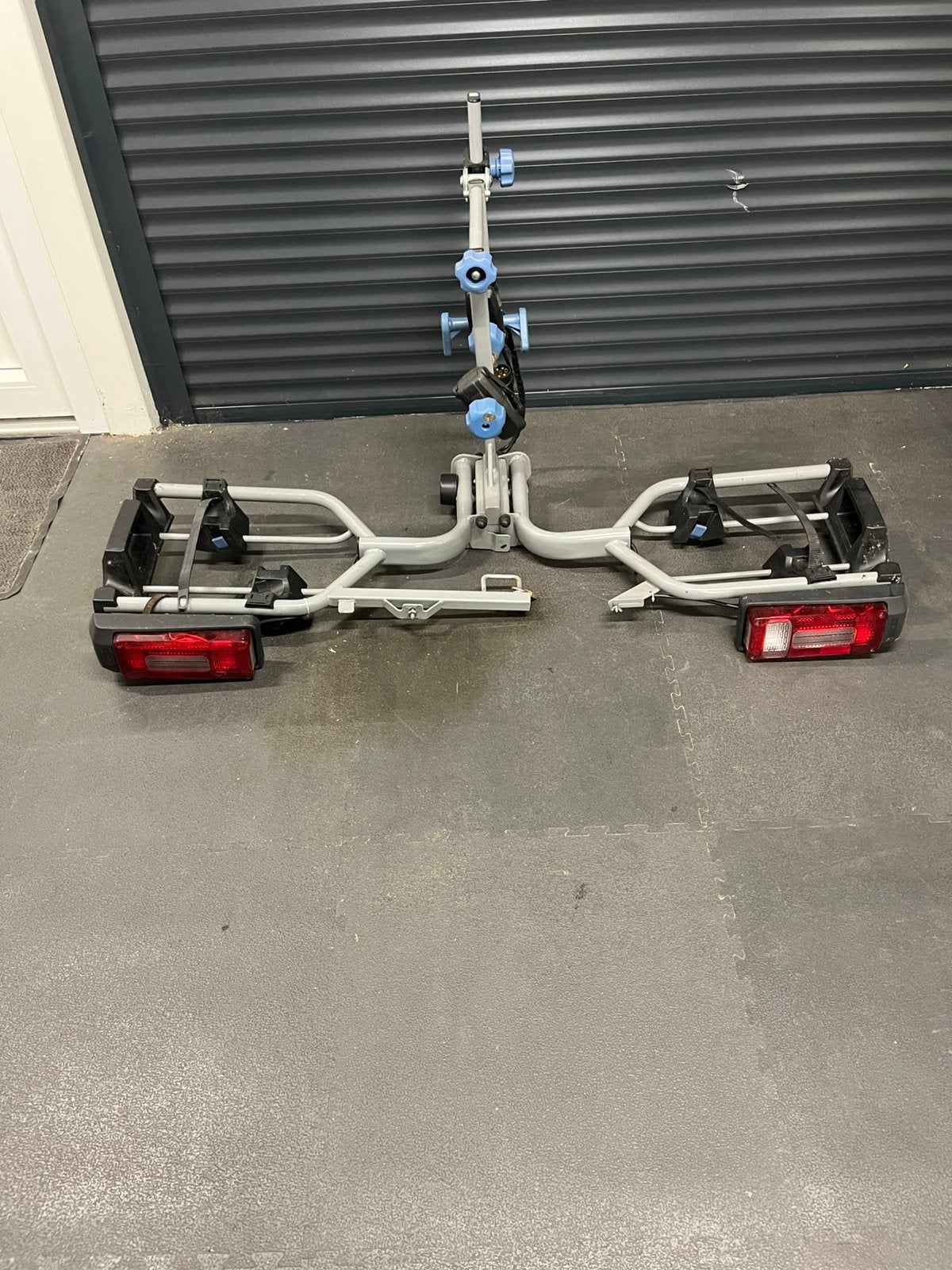 MovaNext fietendrager, Ophalen, Gebruikt, 2 fietsen, Trekhaakdrager