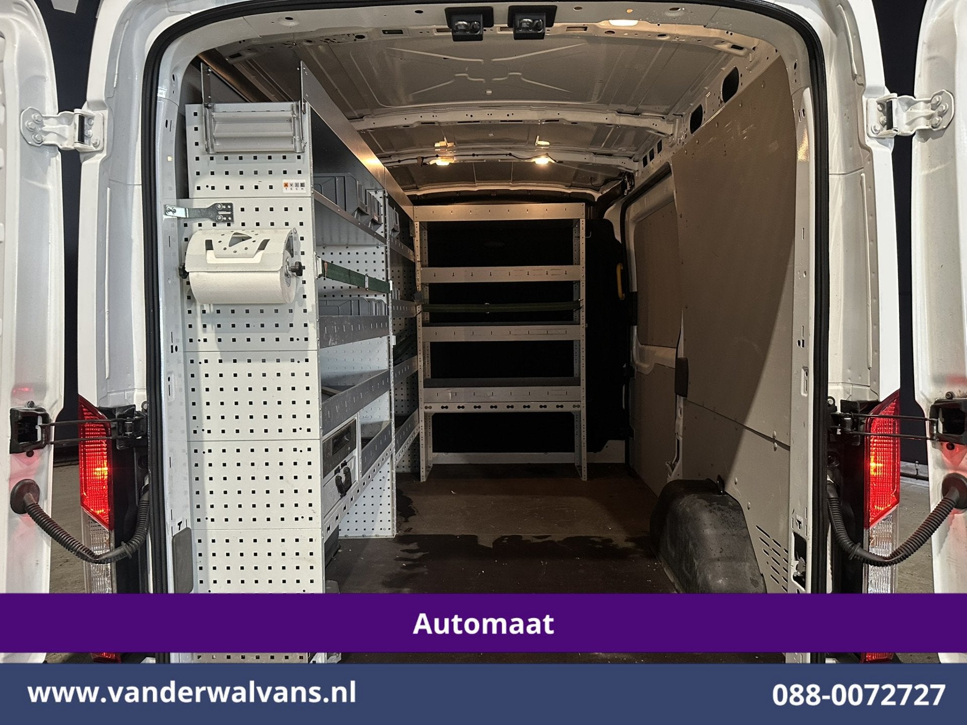 Ford Transit 2.0 TDCI 131pk Automaat L2H2 inrichting Euro6 A, Dealer onderhouden, Stof, 4 cilinders, 1850 kg