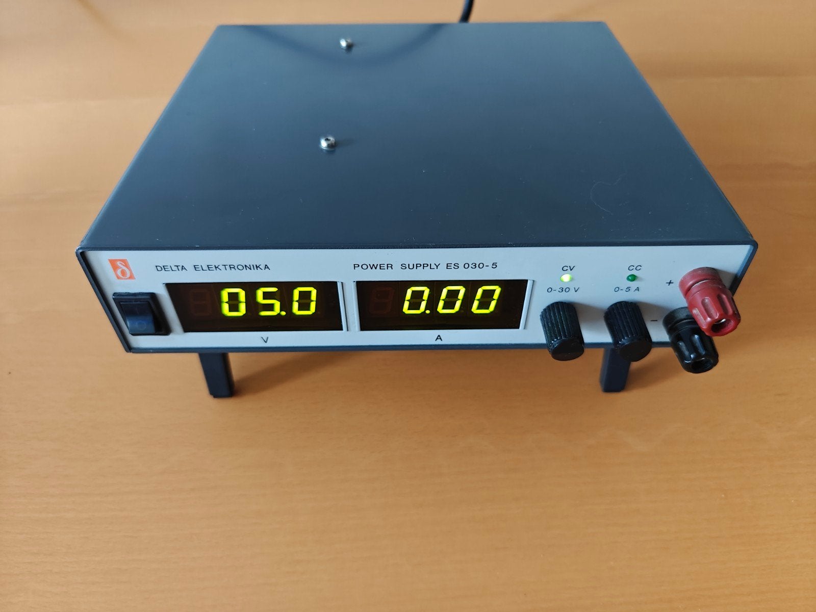 Delta Elektronika ES 030-5 Labvoeding - 0-30V, 0-5A, Ophalen of Verzenden, Gebruikt