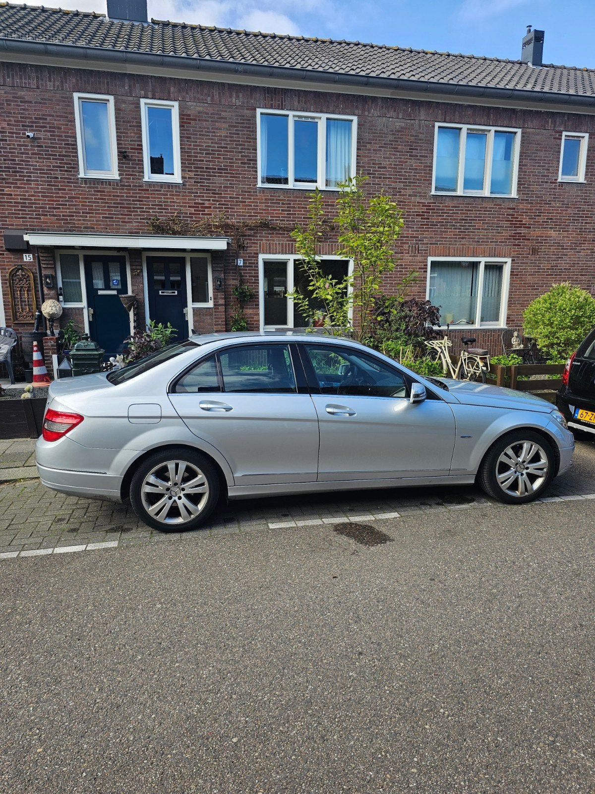 Mercedes-Benz C-Klasse 1.8 C180 CGI Sedan AUT 2010 Grijs, Automaat, 745 kg, Achterwielaandrijving, 1800 kg