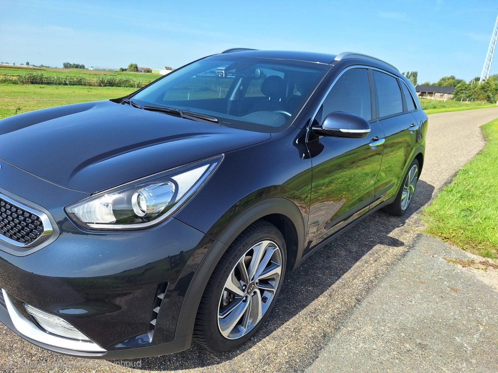 Foto 4 van Kia Niro 1.6 GDi Hybrid 141pk Dct6 2017 apk tot 19/11/2027
