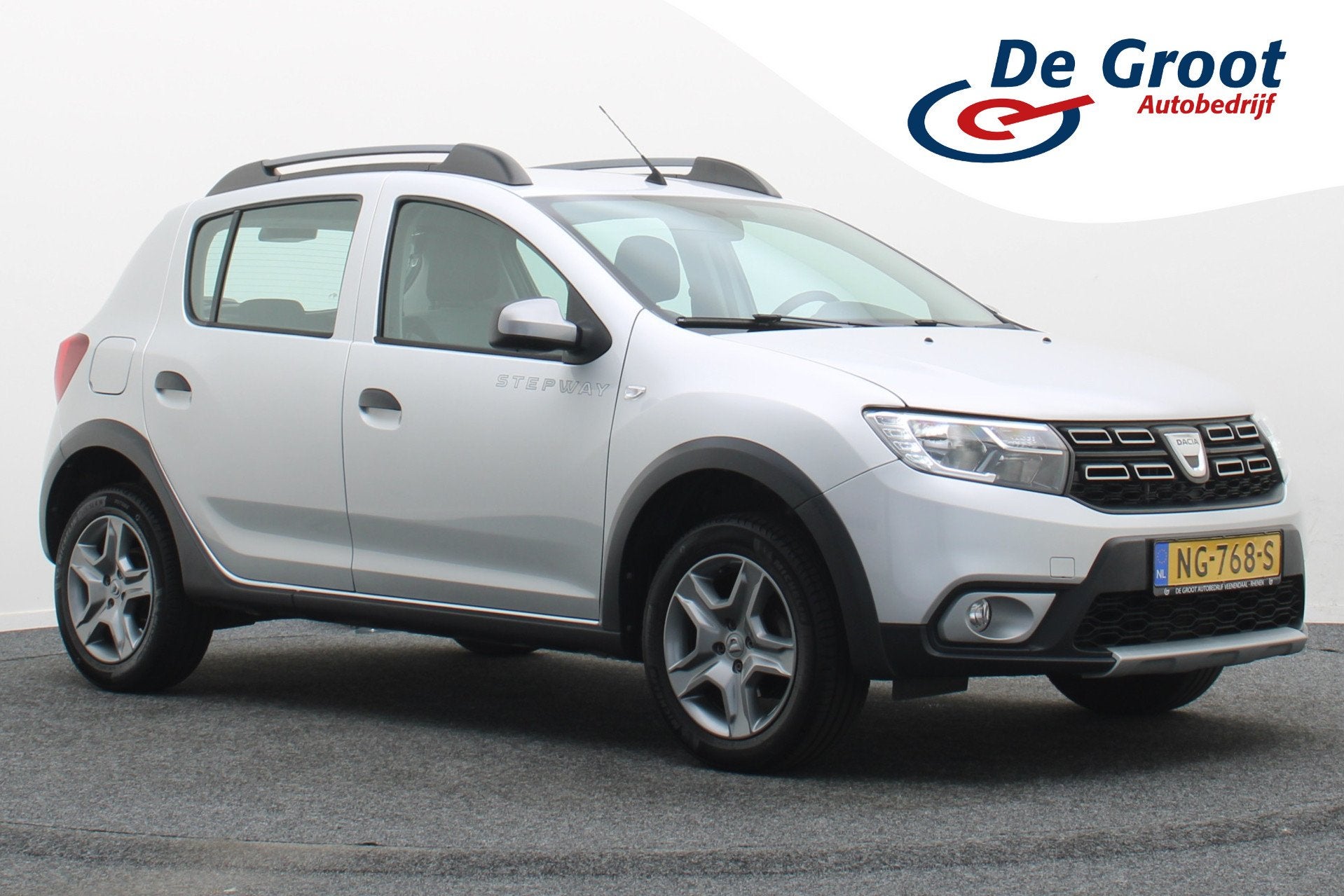 Dacia Sandero 0.9 TCe SL Stepway LED, Navigatie, Cruise, Tre, Voorwielaandrijving, 898 cc, Stof, Origineel Nederlands