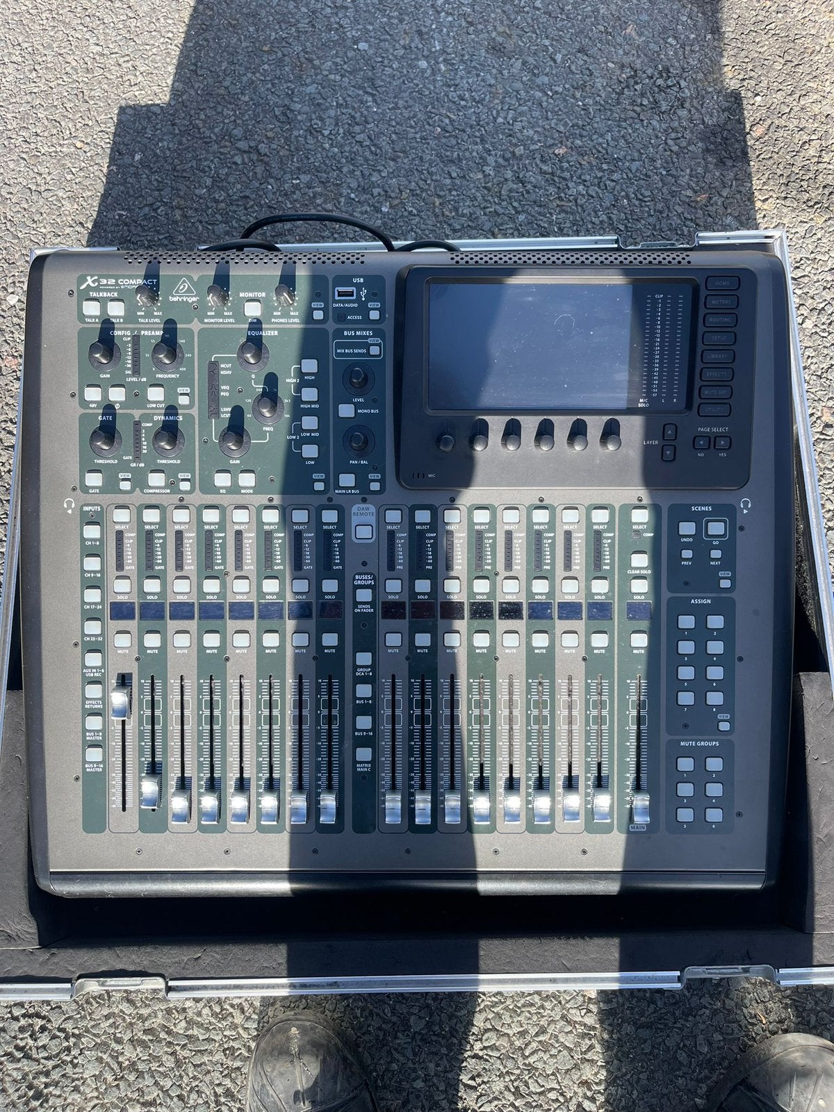 Behringer x32 compact, Audio, Tv en Foto, Luidsprekers, Zo goed als nieuw, Overige typen, Minder dan 60 watt, Overige merken, Ophalen