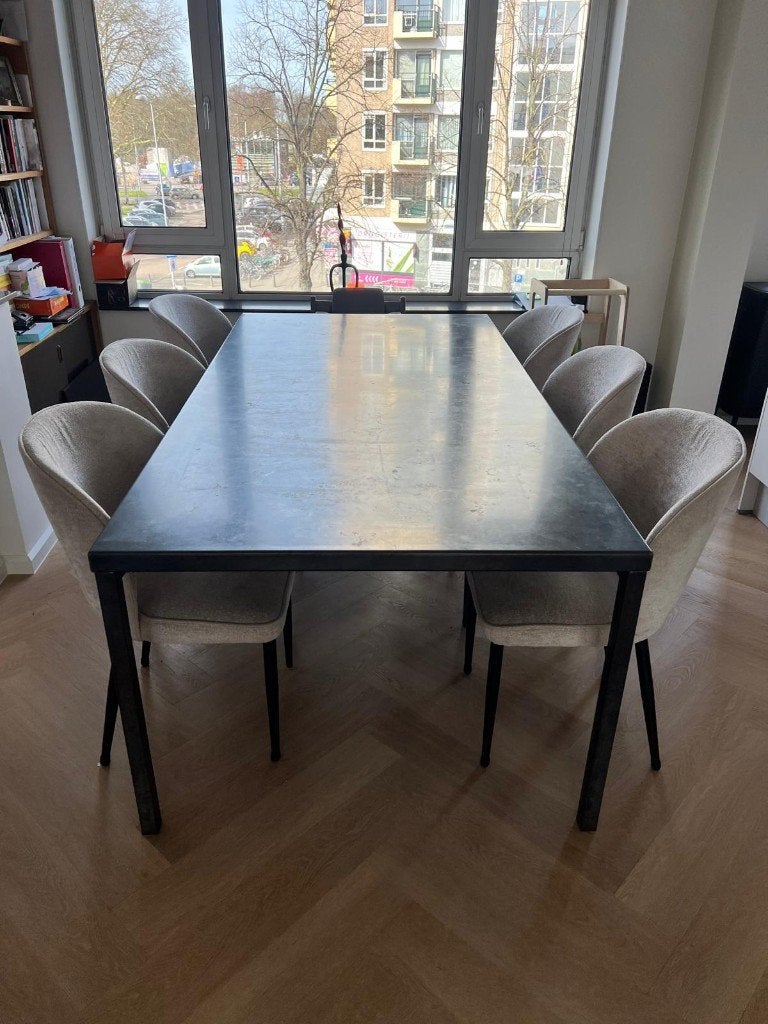 Unieke blauwstaal/metalen eettafel - op maat gemaakt, Ophalen, 200 cm of meer, 50 tot 100 cm, Zo goed als nieuw