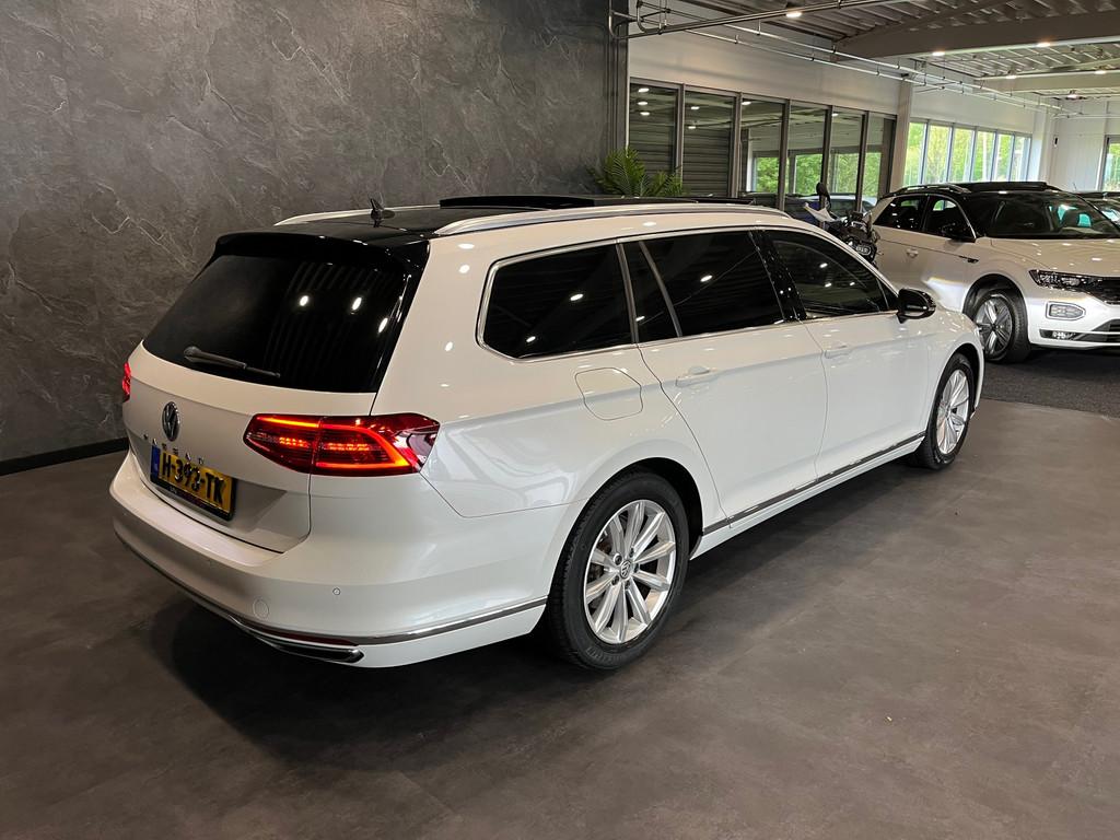 Volkswagen Passat Variant 2.0 TSI 220PK DSG HIGHLINE FULL, Gebruikt, 4 cilinders, Wit, Leder