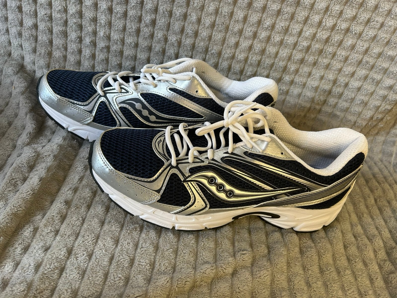 Saucony maat 46,5, Overige kleuren, Overige typen, Nieuw, Ophalen of Verzenden
