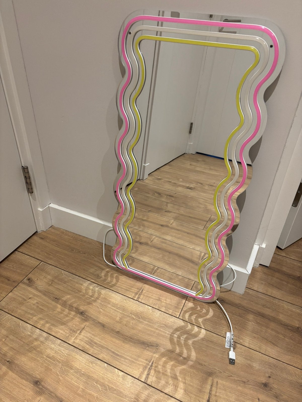 Spiegel met neon verlichting, Ophalen, Minder dan 50 cm, Gebruikt, Minder dan 100 cm