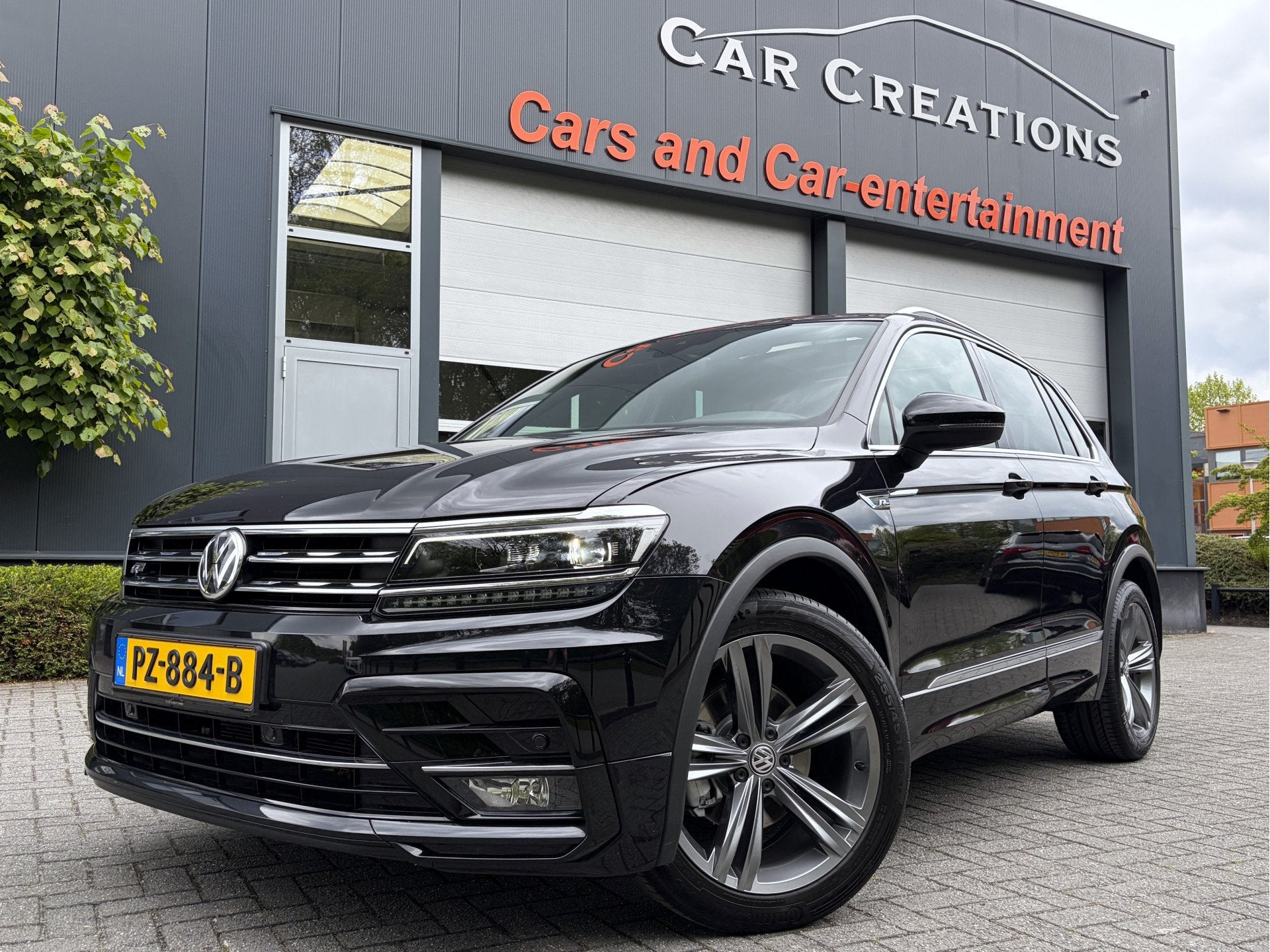 Volkswagen Tiguan 1.4 TSI R-Line Panoramadak ACC (bj 2017), Voorwielaandrijving, Gebruikt, Euro 6, 4 cilinders