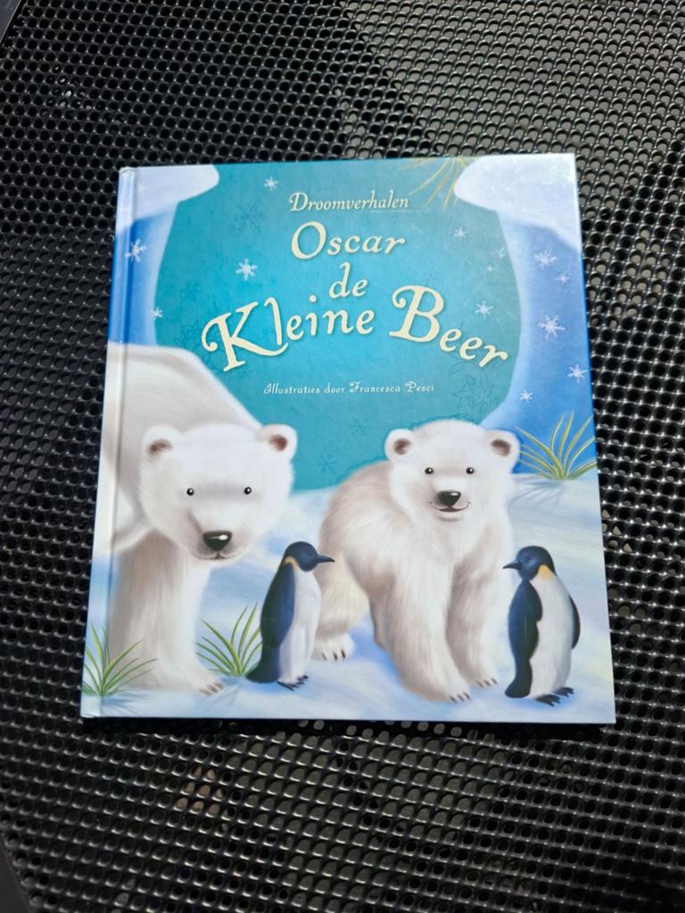 Droomverhalen: Oscar de Kleine Beer - Kinderboek, Ophalen of Verzenden, Zo goed als nieuw, Francesca Pecci (Illustrator), Sprookjes