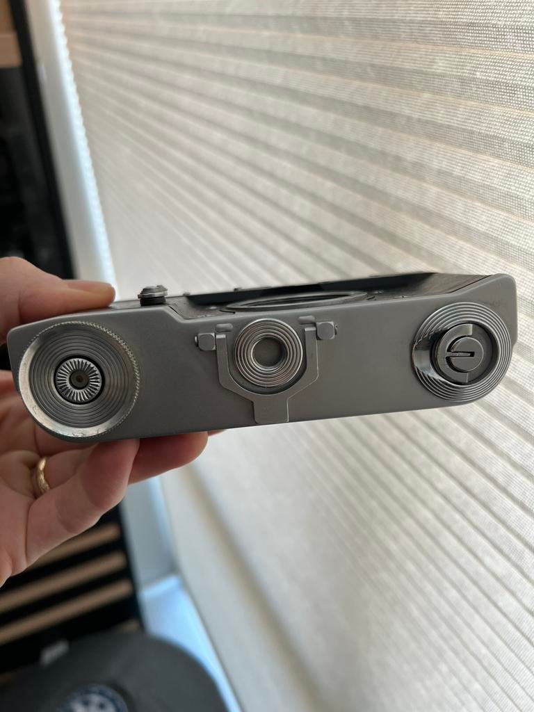 Leningrad sovjet camera (defect), Compact, Ophalen of Verzenden, Leningrad, Niet werkend