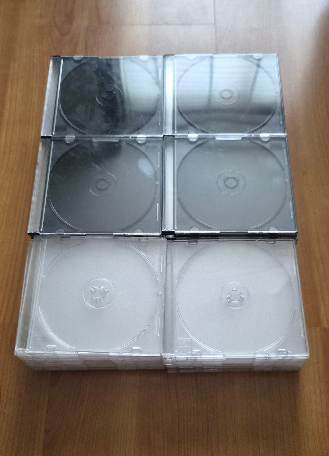 80 CD of DVD hoesjes transparant
55 CD of DVD hoesjes zwart, Ophalen of Verzenden, Zo goed als nieuw, Single