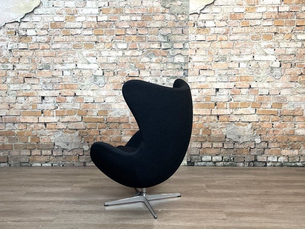 Fritz Hansen Egg Chair – Zwart stof | Arne Jacobsen, Huis en Inrichting, Ophalen, Design, 75 tot 100 cm, Zo goed als nieuw