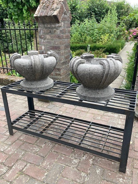 Oude Belgisch hardsteen tuinvazen, art nouveau tuindecoratie, Antiek en Kunst, Curiosa en Brocante, Ophalen
