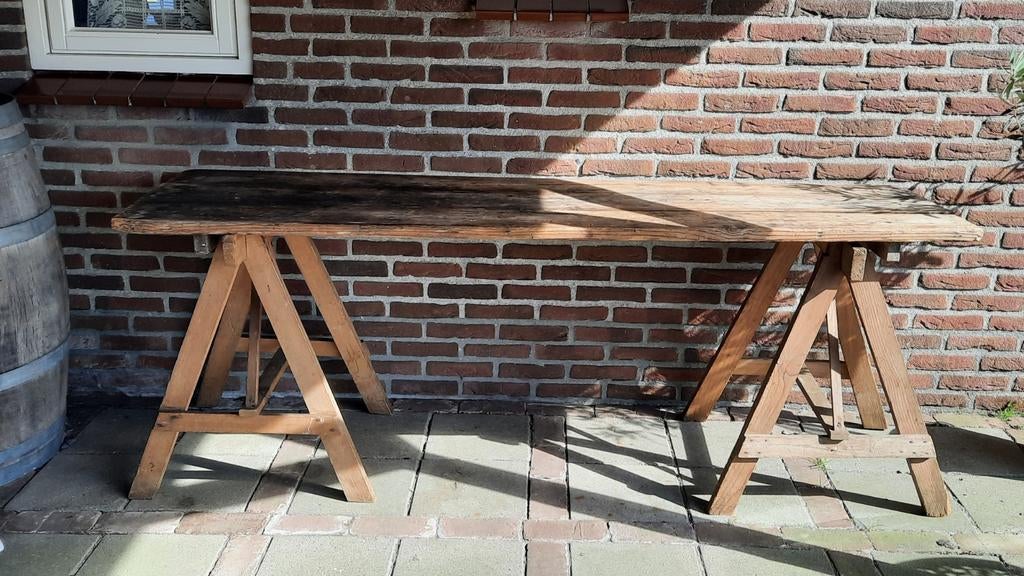 Oude Tafel met schragen (nuzzelspul), Ophalen, Gebruikt