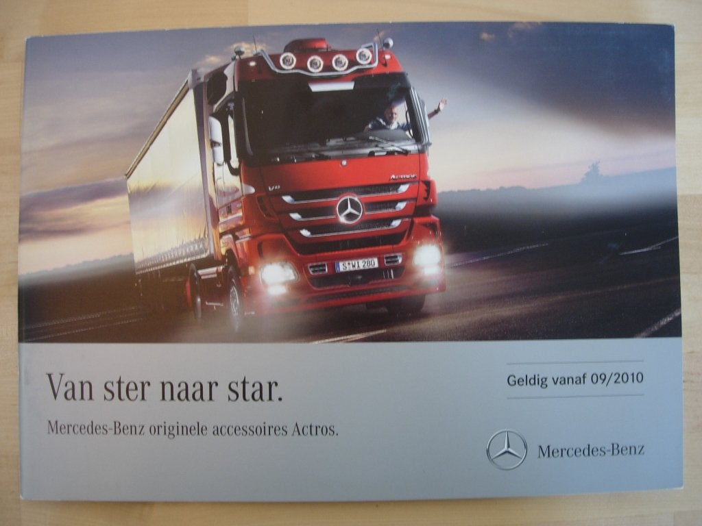 Mercedes Actros Accessoires Brochure 2010, Zo goed als nieuw, Mercedes-Benz, Mercedes, Ophalen of Verzenden