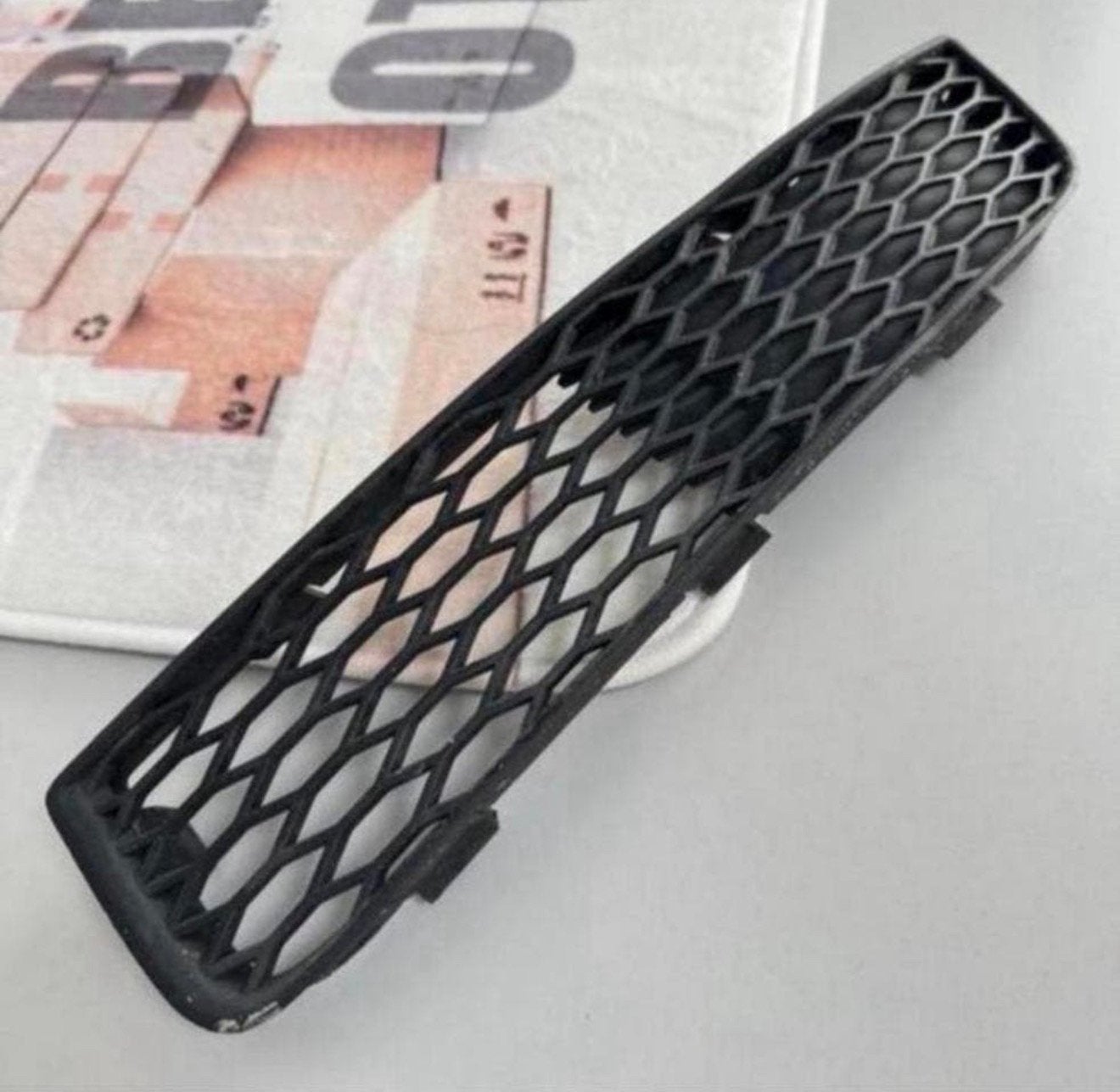 Audi TT 8N mk1 grill bumper-rooster kap 8N0807681A links, Auto diversen, Ophalen of Verzenden, P, P, P