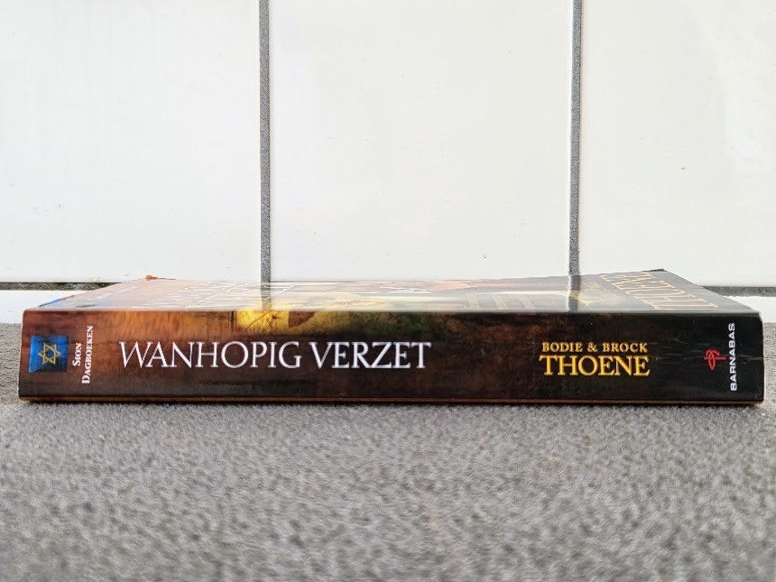 Sion Dagboeken - Wanhopig verzet - Bodie & Brock Thoene, Ophalen of Verzenden, Gelezen, Bodie Thoene