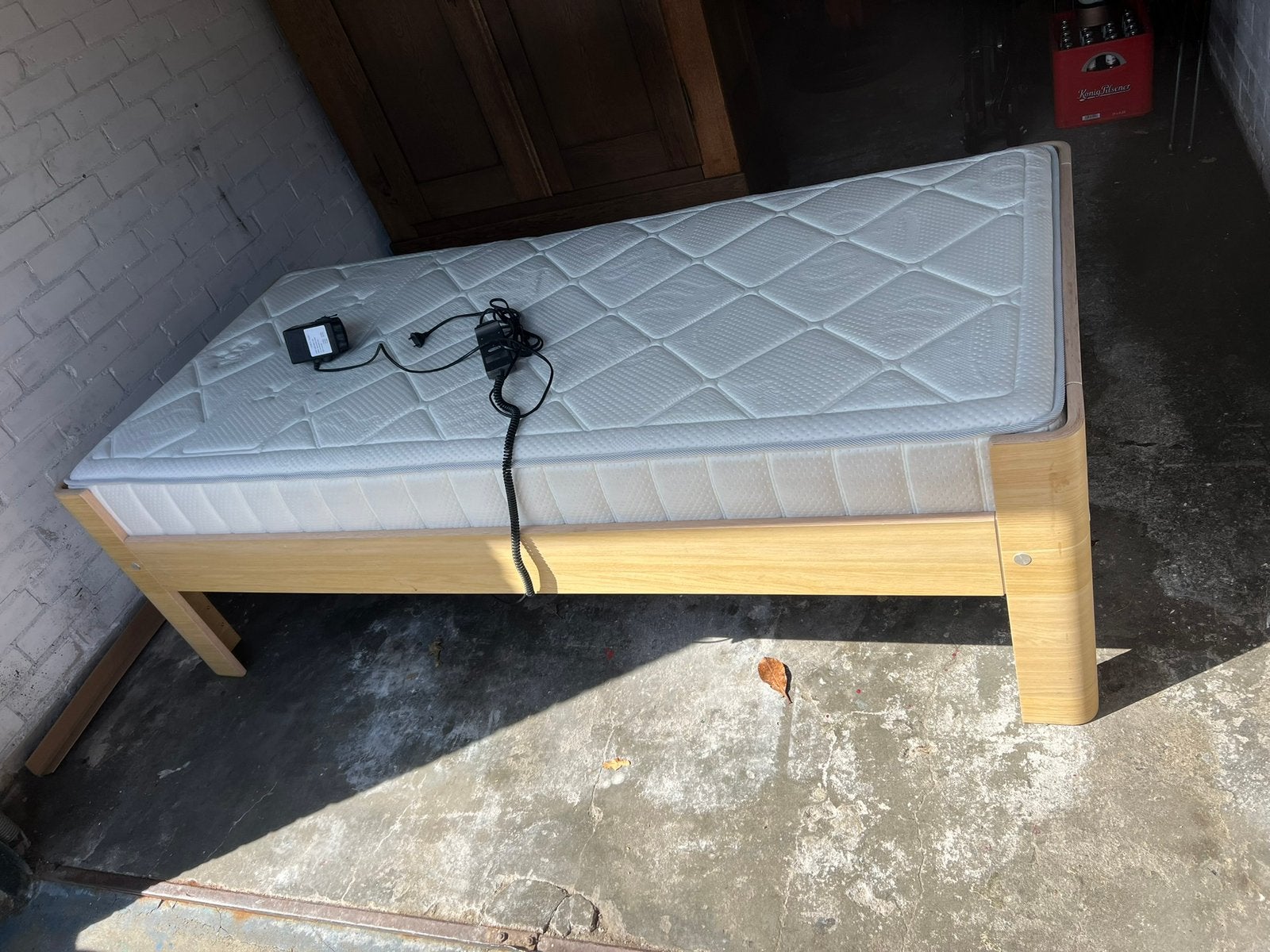 Auping auronde seniorenbed elektrisch, Ophalen, Verstelbaar, 90 cm, Eenpersoons
