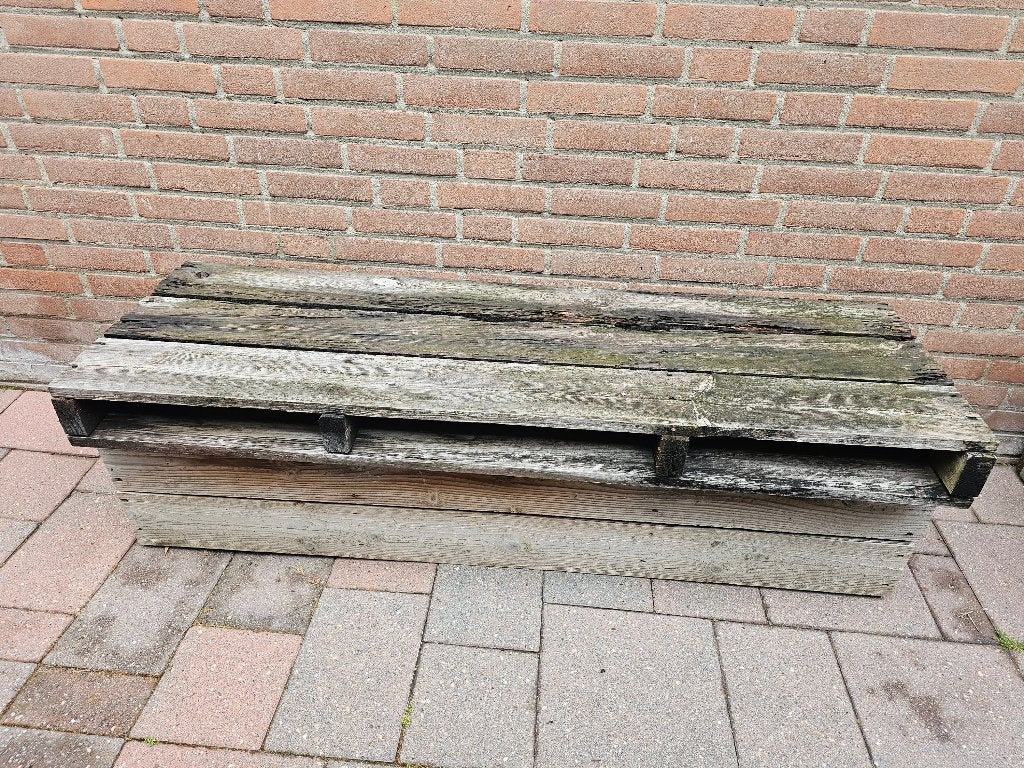 % Gratis bank en krukjes van pallets tuinbank, Ophalen, Gebruikt, Hout