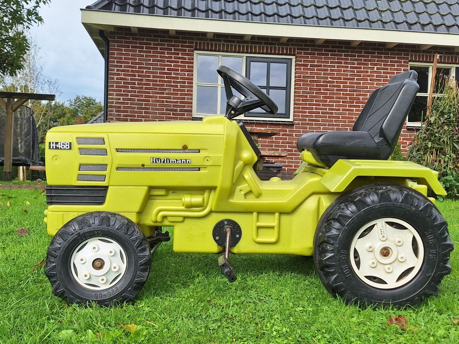 Foto 9 van Hürlimann H-468 traptrekker