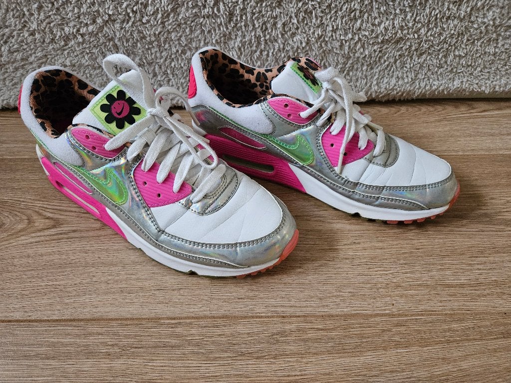 Nike Air Max 90 LX ‘Daisy Leopard Iridescent’, Overige kleuren, Ophalen of Verzenden, Sneakers of Gympen, Gedragen