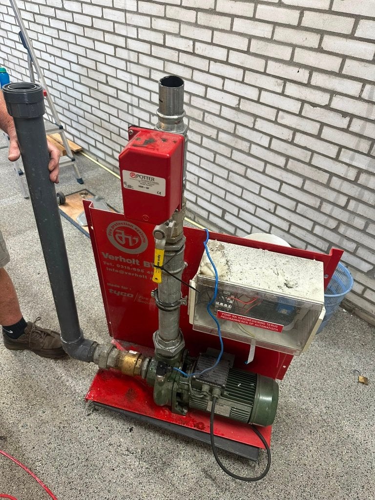 DAB industriële water-/centrifugaalpomp met besturing–400w, Ophalen, Zo goed als nieuw